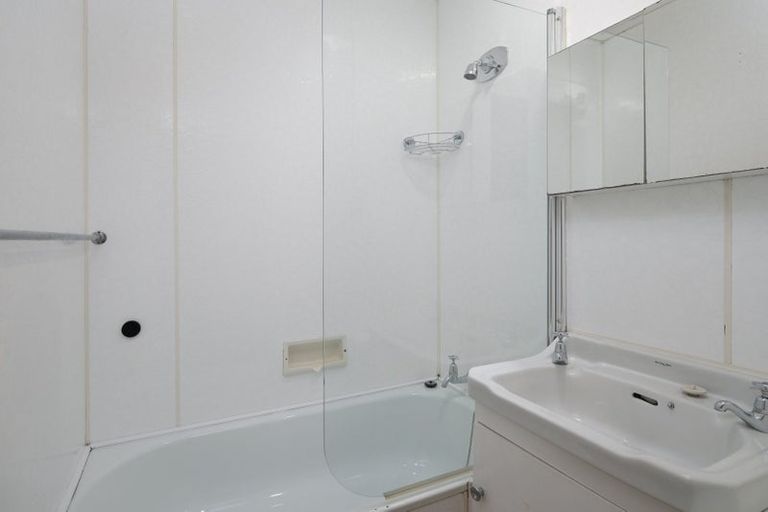 Photo of property in 2/32 Sheen Street, Roslyn, Dunedin, 9010