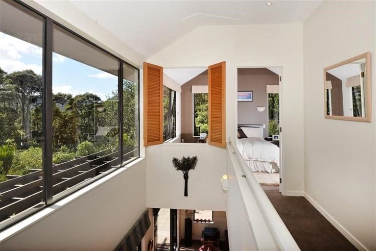 Photo of property in 268 Huia Road, Titirangi, Auckland, 0604