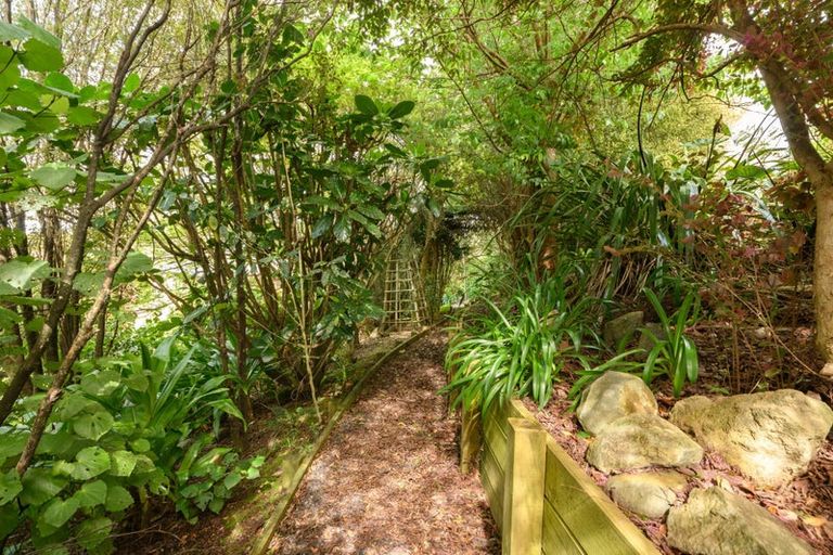 Photo of property in 6 Grammer Road, Tahawai, Katikati, 3170