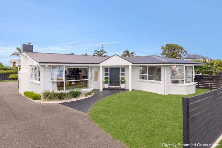 Photo of property in 25 Hillcrest Road, Otumoetai, Tauranga, 3110