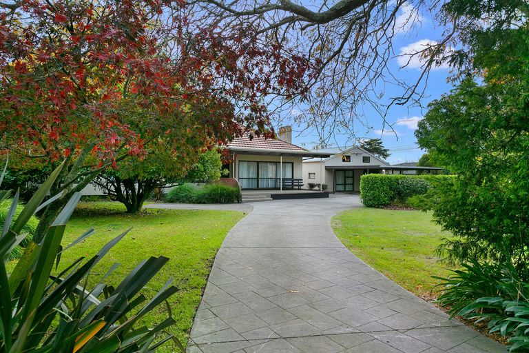 Photo of property in 12 Bowen Street, Cambridge, 3434