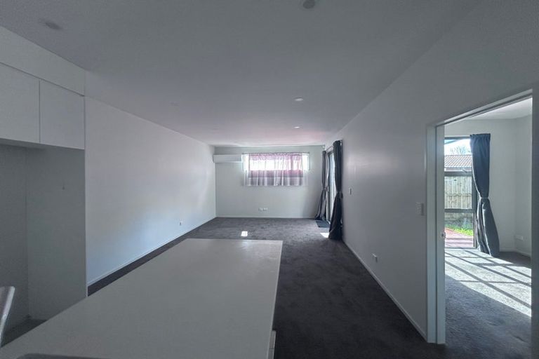 Photo of property in 61b Mcleod Road, Te Atatu South, Auckland, 0610