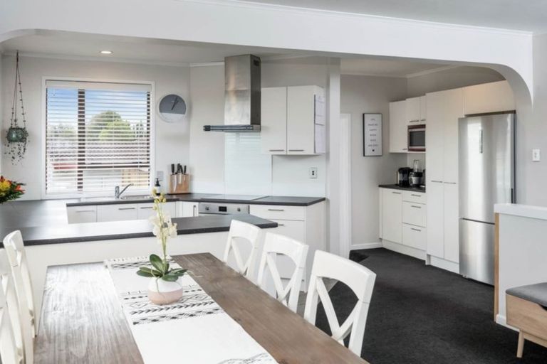 Photo of property in 1/21 Union Road, Howick, Auckland, 2014