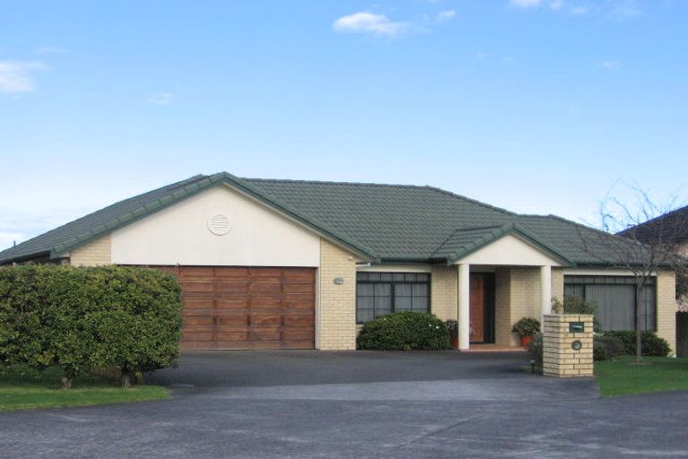 Photo of property in 6 Carniew Place, Dannemora, Auckland, 2016