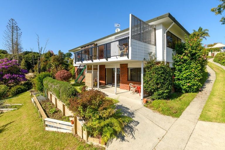 Photo of property in 14 Waikareao Way, Brookfield, Tauranga, 3110