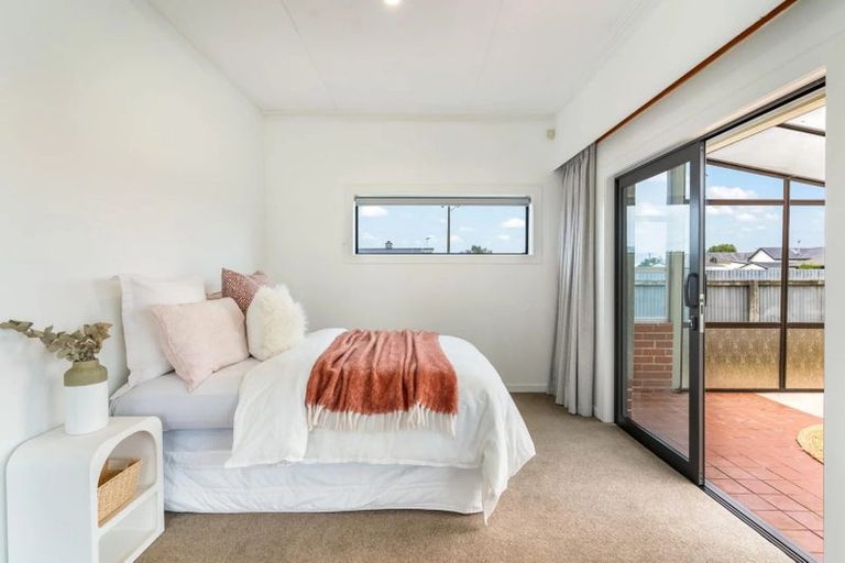 Photo of property in 32 Mary Street, Winton, 9720