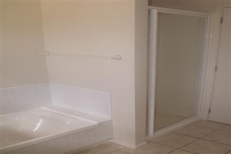 Photo of property in 6 Saint Hill Lane, Havelock North, 4130