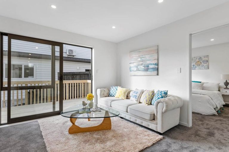 Photo of property in 40 San Prospero Crescent, Henderson, Auckland, 0612