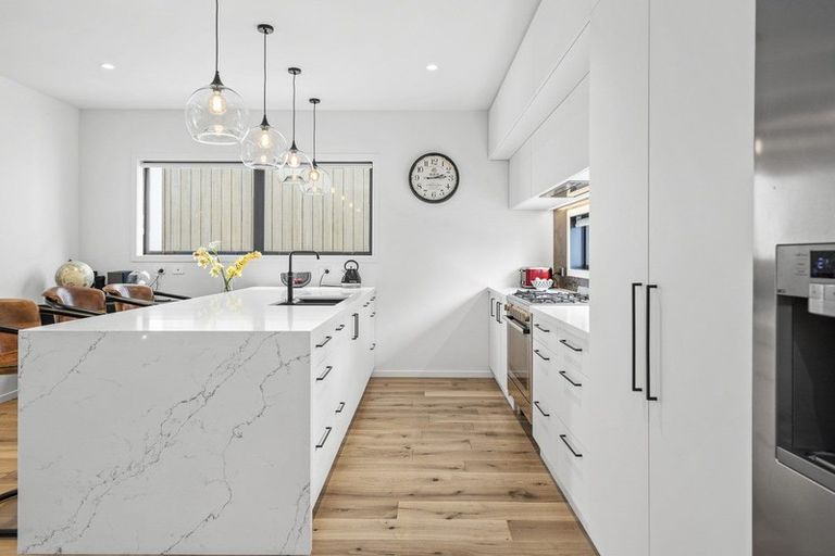 Photo of property in 19 Lakewood Lane, Cambridge, 3434