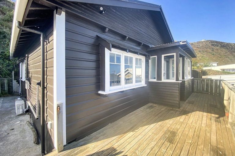 Photo of property in 36a Moa Point Road, Moa Point, Wellington, 6022