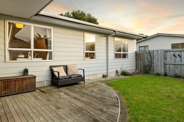 Photo of property in 28 Dingadee Street, Welcome Bay, Tauranga, 3112