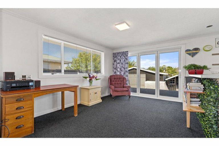 Photo of property in 72 Saint Johns Street, Woolston, Christchurch, 8062