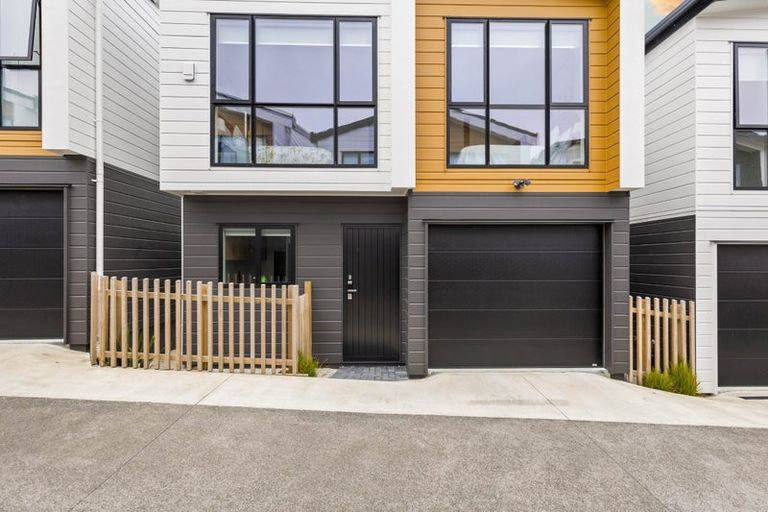 Photo of property in 108d Taikata Road, Te Atatu Peninsula, Auckland, 0610