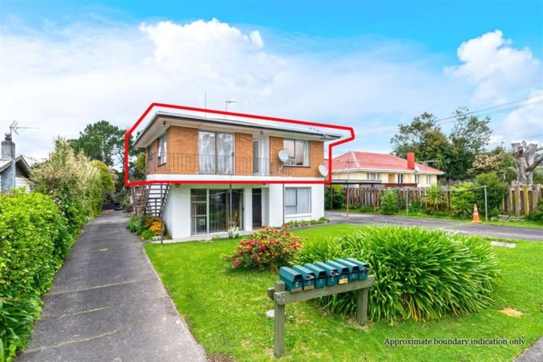 Photo of property in 2/6 Miro Street, New Lynn, Auckland, 0600