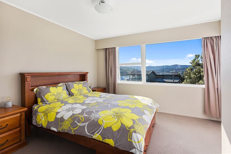 Photo of property in 28 Spinnaker Drive, Whitby, Porirua, 5024