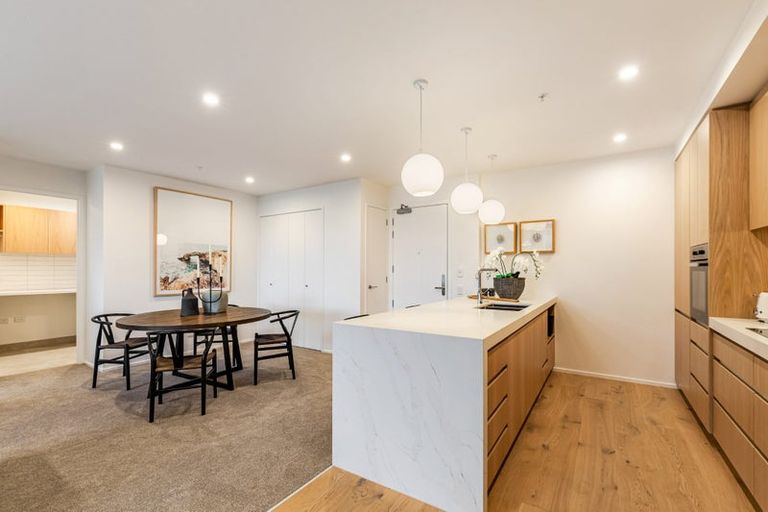 Photo of property in 117 Hibiscus Drive, Orewa, 0931