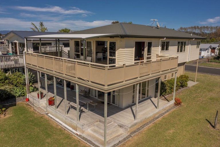Photo of property in 255 Cook Drive, Whitianga, 3510