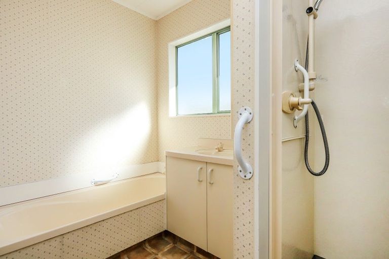 Photo of property in 9 King Street, Taradale, Napier, 4112