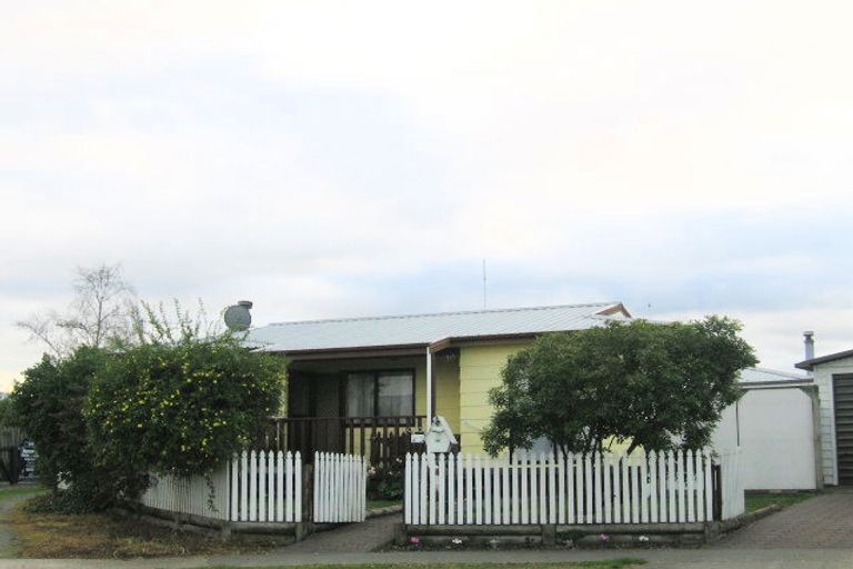Photo of property in 1/42 Townshend Crescent, Greenmeadows, Napier, 4112