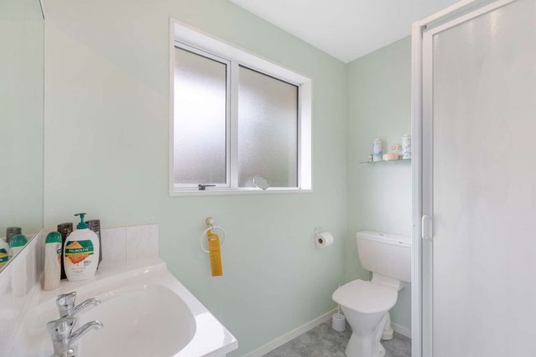 Photo of property in 26 Showgate Avenue, Sockburn, Christchurch, 8042