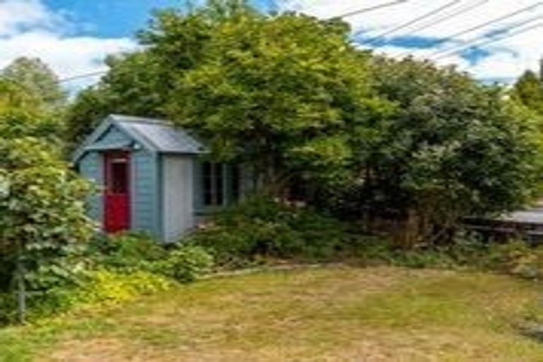 Photo of property in 15a Reading Street, Greytown, 5712