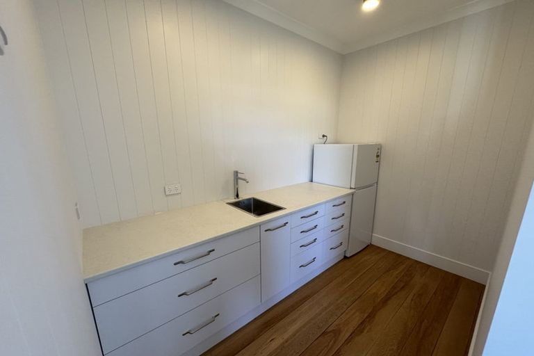 Photo of property in 106 Stortford Street, Saint Leonards, Hastings, 4120