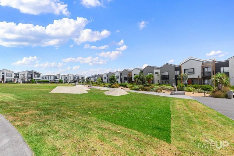 Photo of property in 3/25 Sidney Wallingford Way, Hobsonville, Auckland, 0616