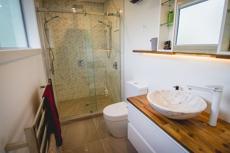 Photo of property in 26a Ponsonby Road, Karori, Wellington, 6012