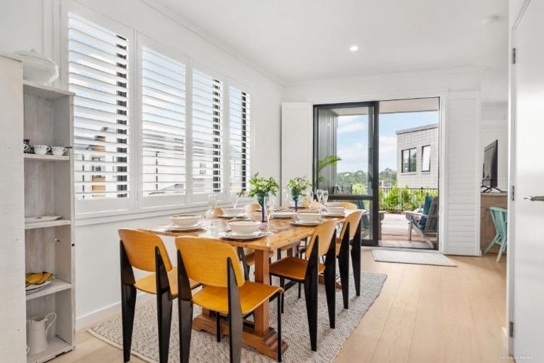 Photo of property in 8 Marine Parade, Hobsonville, Auckland, 0616