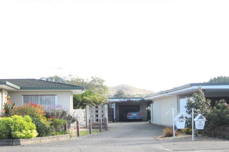 Photo of property in 70a Church Road, Taradale, Napier, 4112