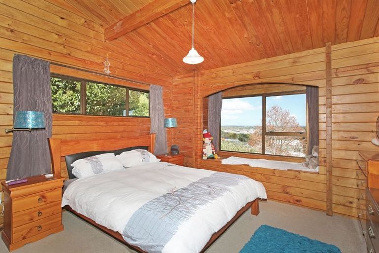 Photo of property in 31 Barberton Terrace, Red Hill, Papakura, 2110