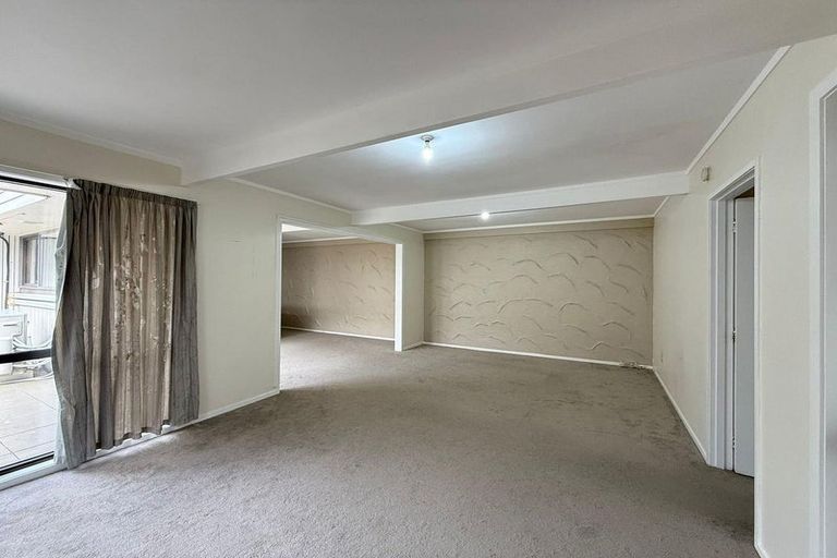 Photo of property in 2/314 Bucklands Road, Bucklands Beach, Auckland, 2012