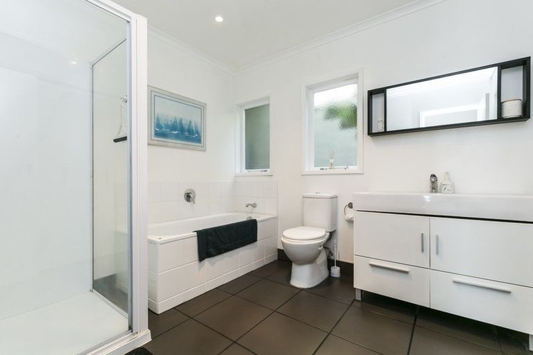 Photo of property in 15u2 Kio Road, Hataitai, Wellington, 6021