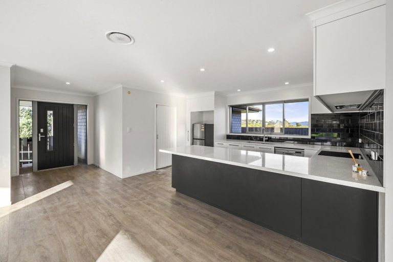 Photo of property in 45 Karioitahi Road, Waiuku, 2683