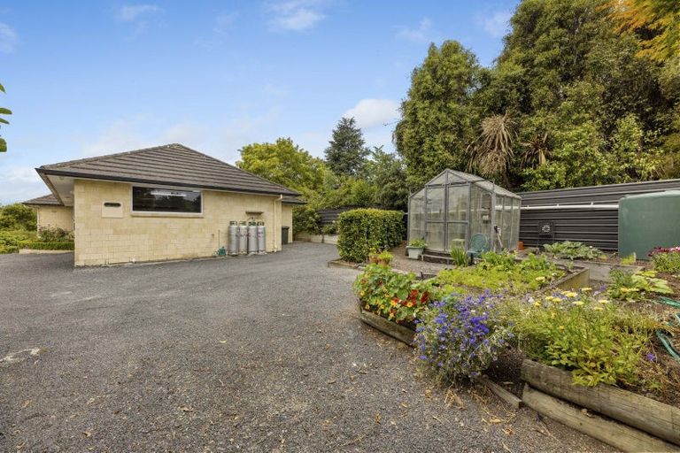 Photo of property in 7 Sandhead Street, Waihola, Milton, 9073