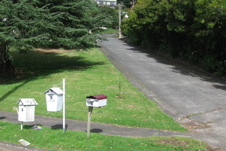 Photo of property in 6 Willow Place, Horahora, Whangarei, 0110