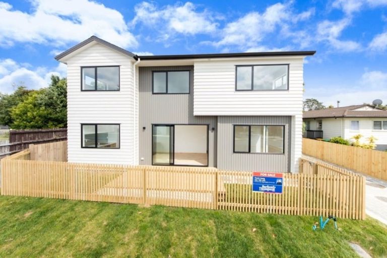 Photo of property in 80a Moire Road, Massey, Auckland, 0614