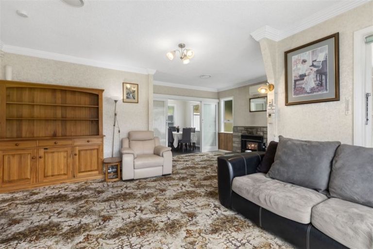 Photo of property in 30 Main Road, Wainuiomata, Lower Hutt, 5014