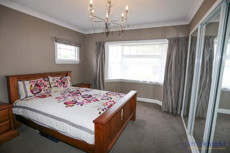 Photo of property in 92 Hinau Street, Riccarton, Christchurch, 8041