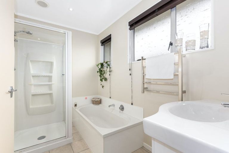 Photo of property in 123 Spinnaker Drive, Whitby, Porirua, 5024