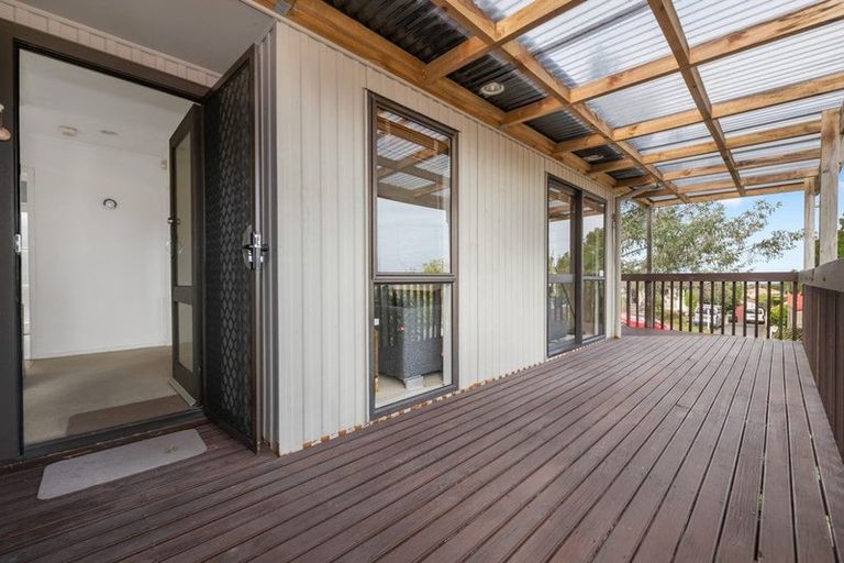 Photo of property in 30 Ransom Smyth Drive, Goodwood Heights, Auckland, 2105