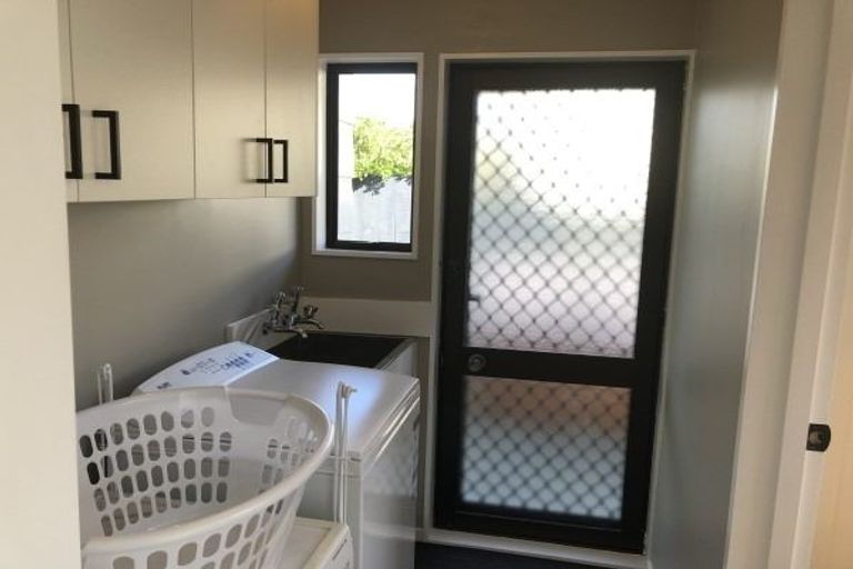 Photo of property in 9b Fairs Road, Milson, Palmerston North, 4414