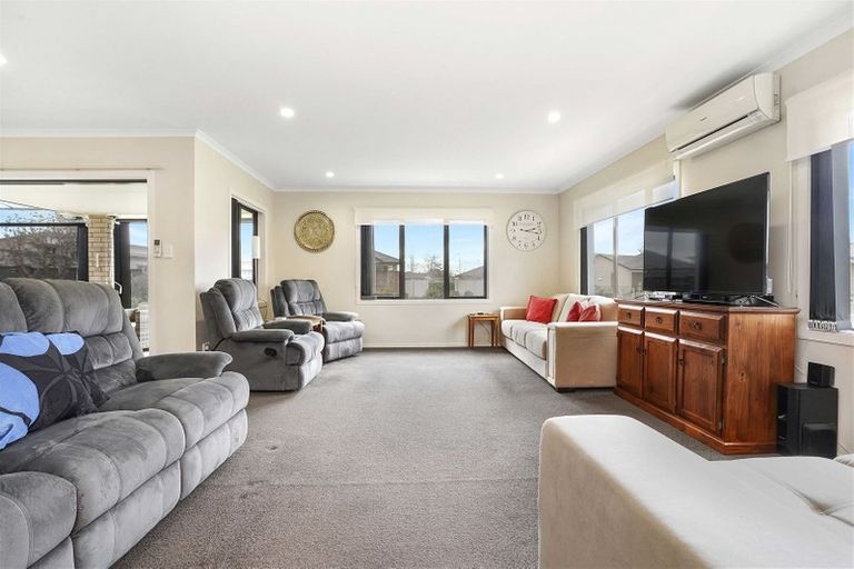 Photo of property in 11 Stan Heather Drive, Glenview, Hamilton, 3206