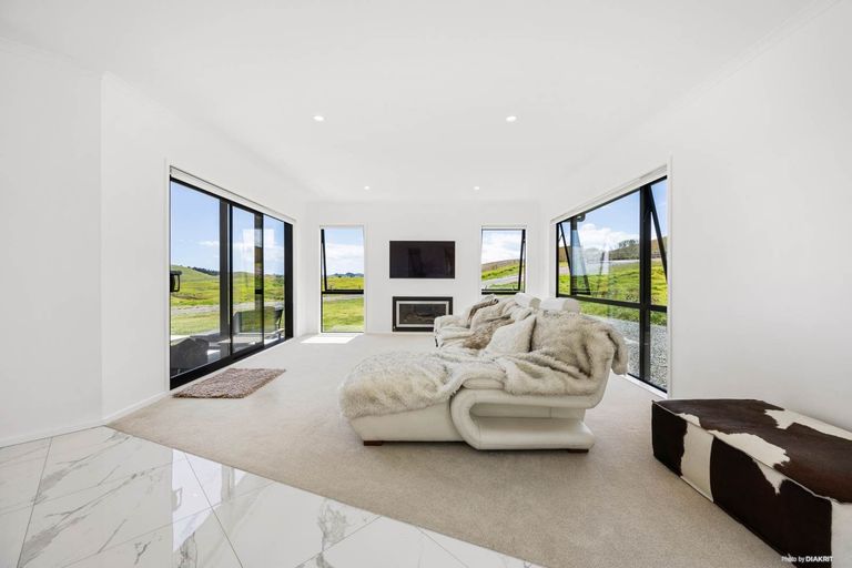 Photo of property in 1 Gumtree Way, Kaiwaka, 0573