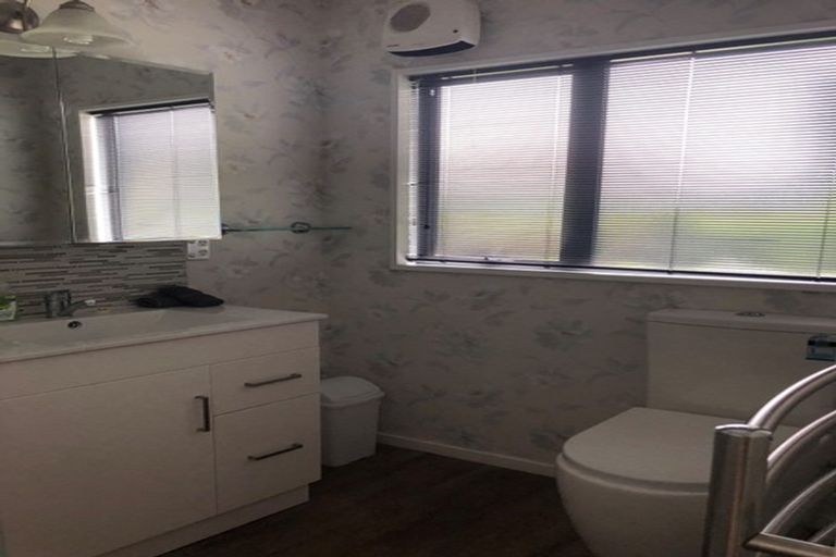 Photo of property in 165 Peverel Street, Riccarton, Christchurch, 8041