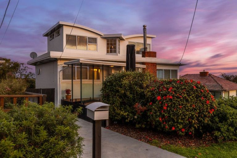 Photo of property in 7 Tower Crescent, Durie Hill, Whanganui, 4500