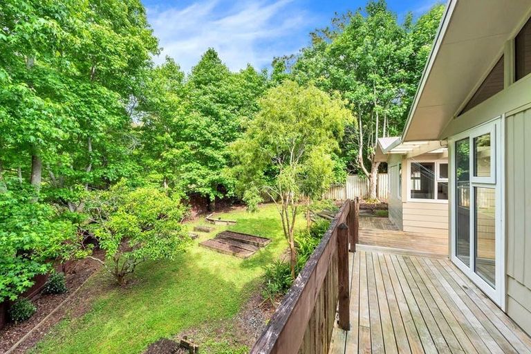 Photo of property in 72 Fitzwater Place, Henderson, Auckland, 0612