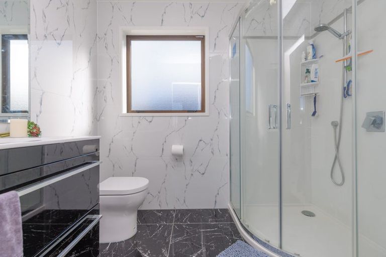 Photo of property in 3 Shastri Terrace, Khandallah, Wellington, 6035