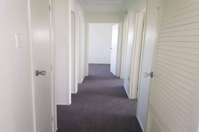 Photo of property in 61 Sandspit Road, Waiuku, 2123