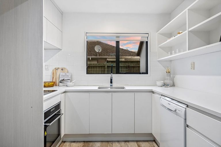 Photo of property in 2/54 Derby Street, St Albans, Christchurch, 8014